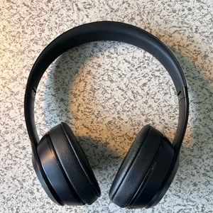 Beats Solo3 Wireless headphones
